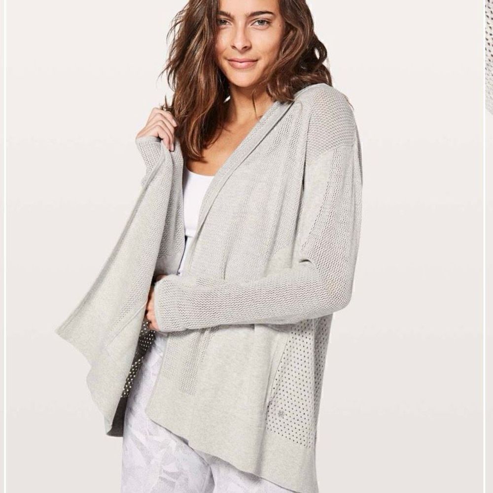 Lululemon Still Movement Wrap Split Back Hooded Open Cardigan Size 4